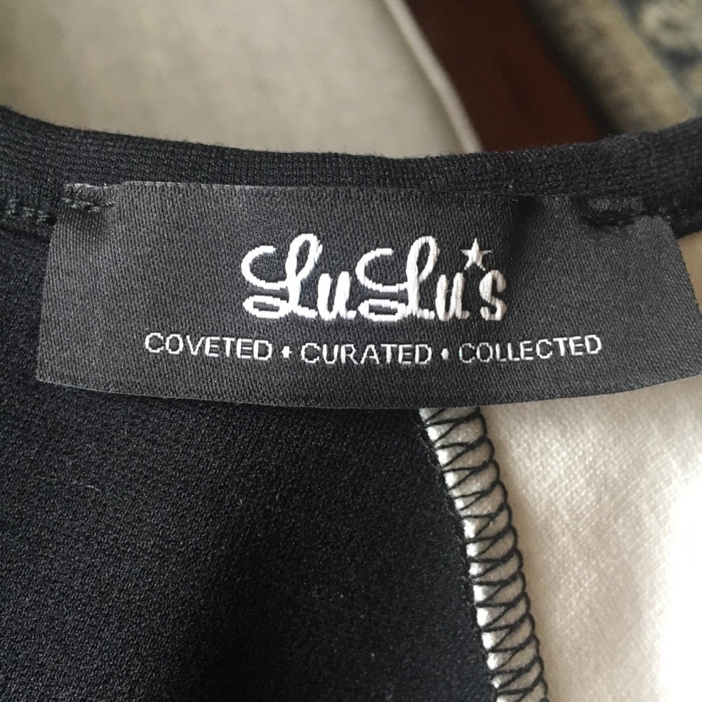 Beautiful black and White drees Lulus. - Picture 7 of 8